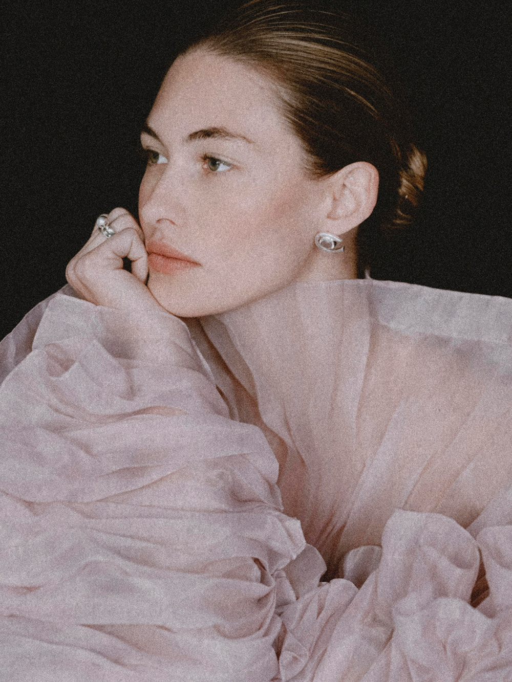 CURVA EARRING - Rose Quartz